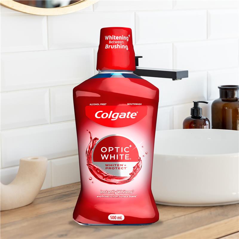 Colgate Optic White Teeth Whitening Mouthwash with Optic Brightener, Alcohol Free 500mL
