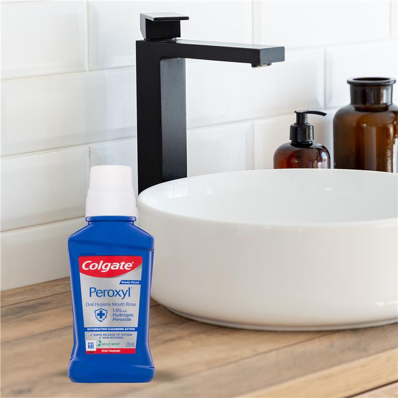 Colgate Peroxyl Oral Cleanser Mint Flavour 236mL