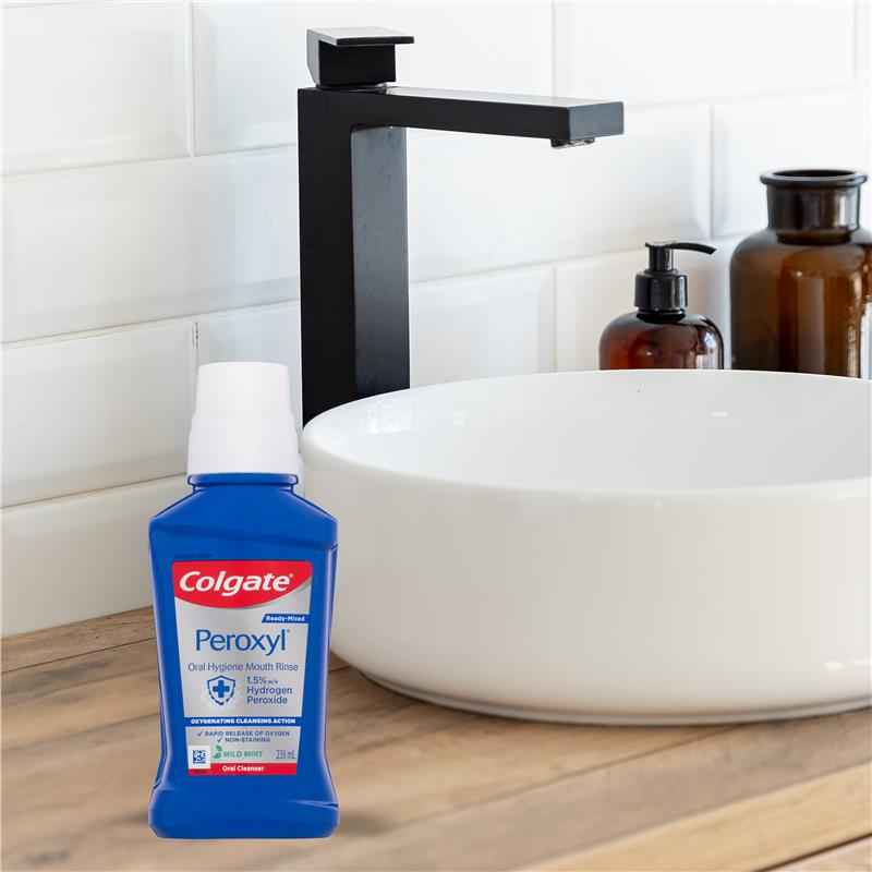 Colgate Peroxyl Oral Cleanser Mint Flavour 236mL