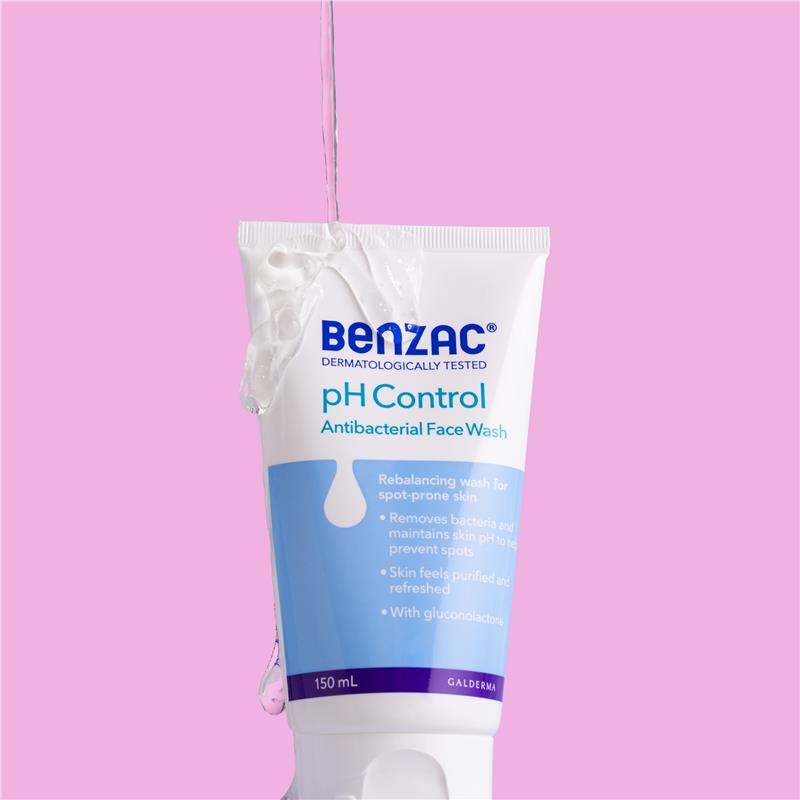 Benzac PH Control Antibacterial Face Wash 150ml