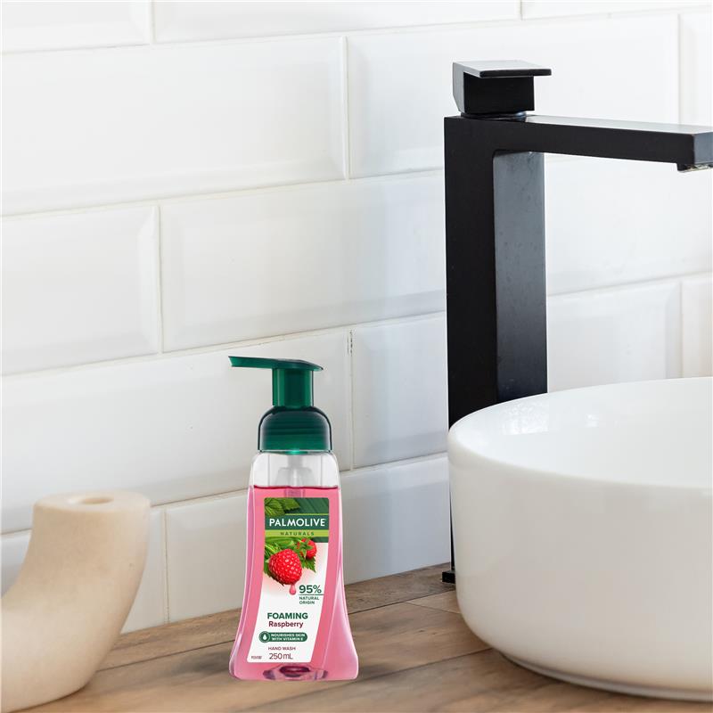 Palmolive Naturals Foaming Hand Wash Raspberry 250ml