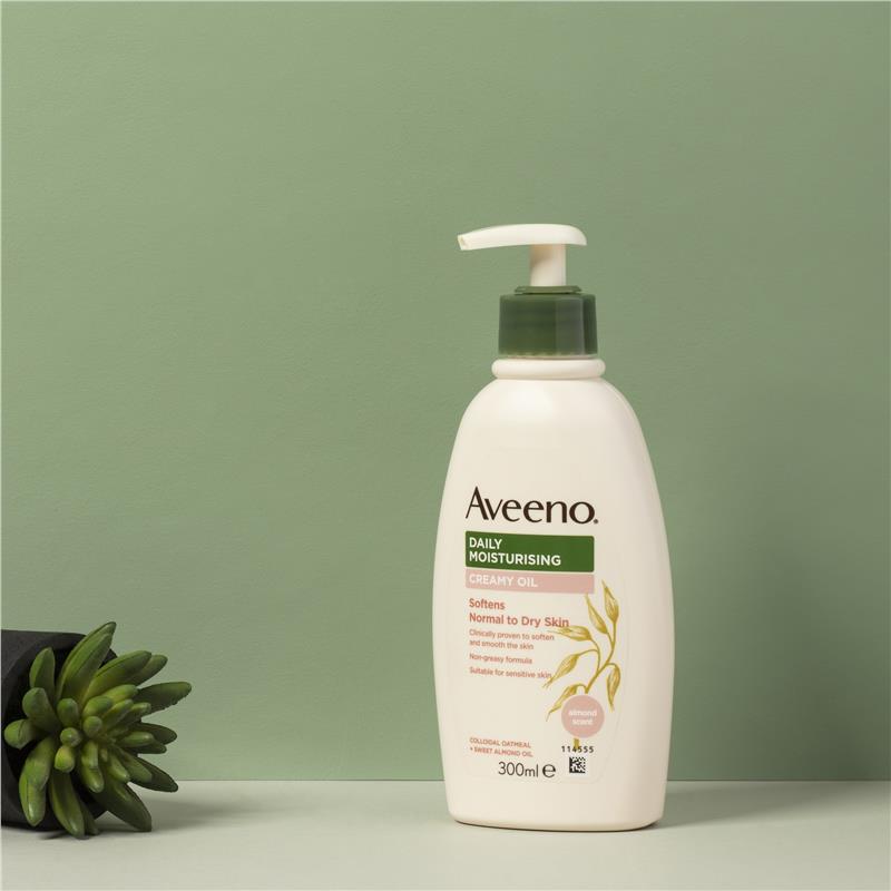 Aveeno Daily Moisturising Creamy Oil Almond Scent Body Lotion 300ml
