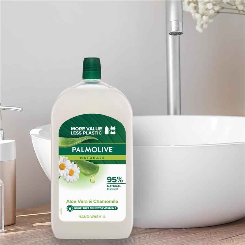 Palmolive Naturals Softwash Hand Wash Refill Aloe & Chamomile 1L