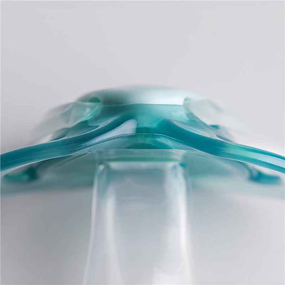 Tommee Tippee Night Time Soothers, Symmetrical Orthodontic Design, BPA-Free Silicone Baglet, Includes Steriliser Box, 6-18M, Pack of 2 Dummies