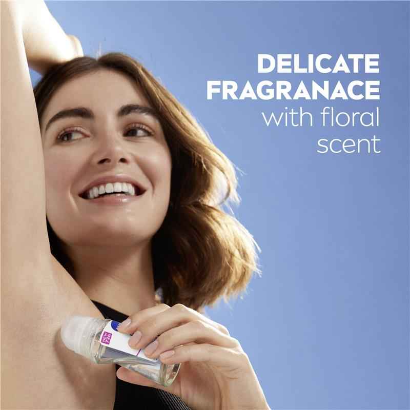 NIVEA Black & White Invisible Clear Roll On Deodorant 72H Protection 50ml