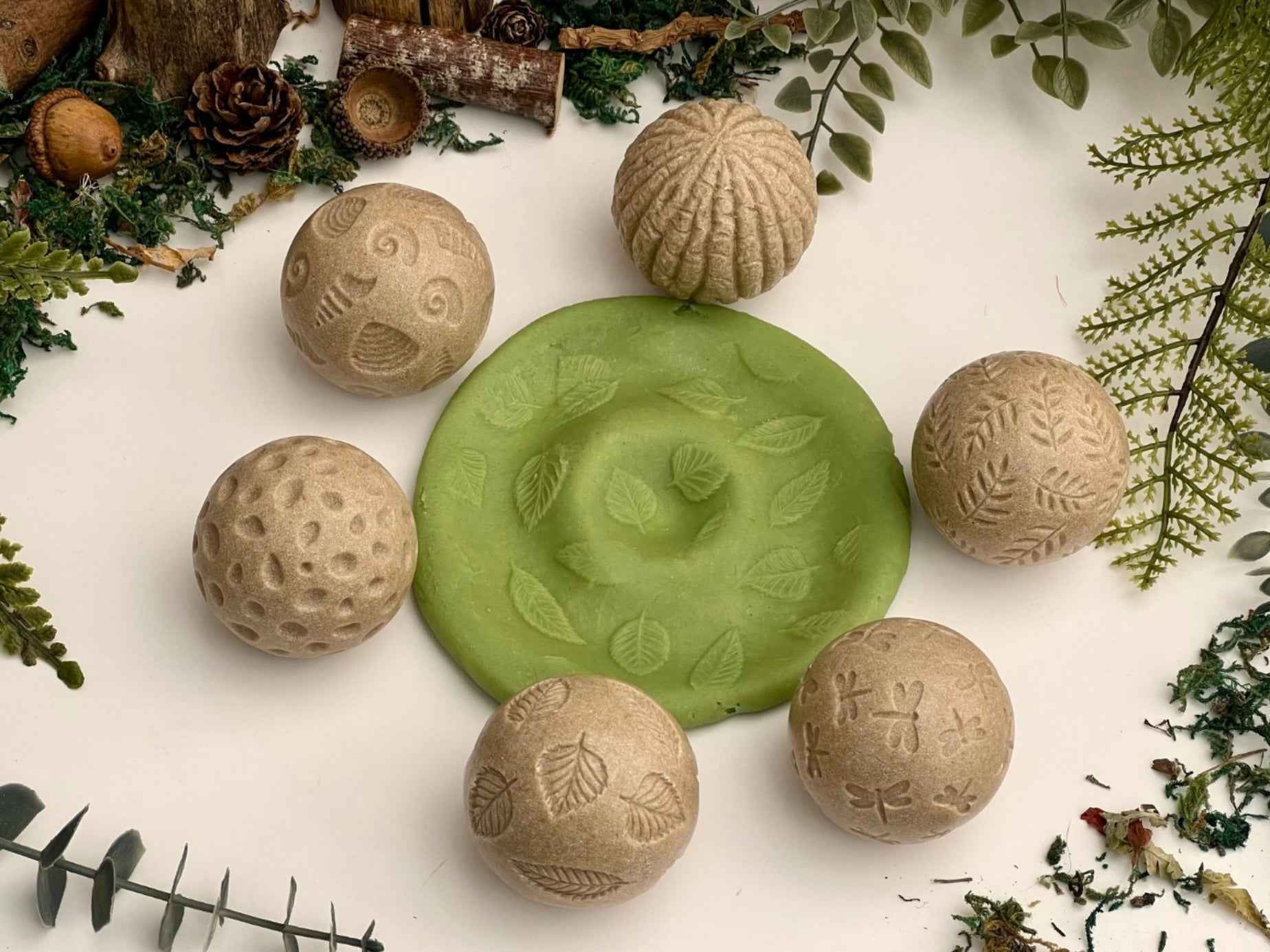 Yellow Door Roll Around Nature Sensory Stones Set of 6 Art and Craft for Kids Playdough Sand Sensory Toys 2yrs+