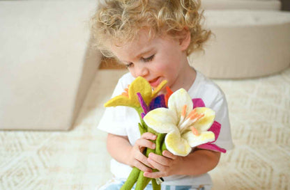 Tara Treasures Felt Flowers Set of 5 Pretend & Imaginative Play Toys Best Seller 3yrs+
