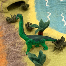 Brachiosaurus Figurine Large Dinosaur & Prehistoric World Collection Animal Figurines Dinosaur and Dragon Theme Clearance 3yrs+