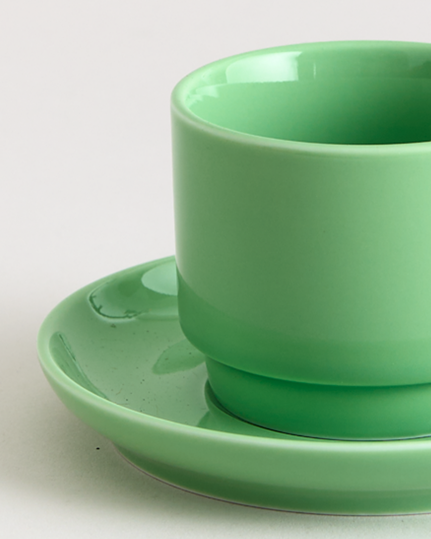 Billy Cup & Saucer Pistachio