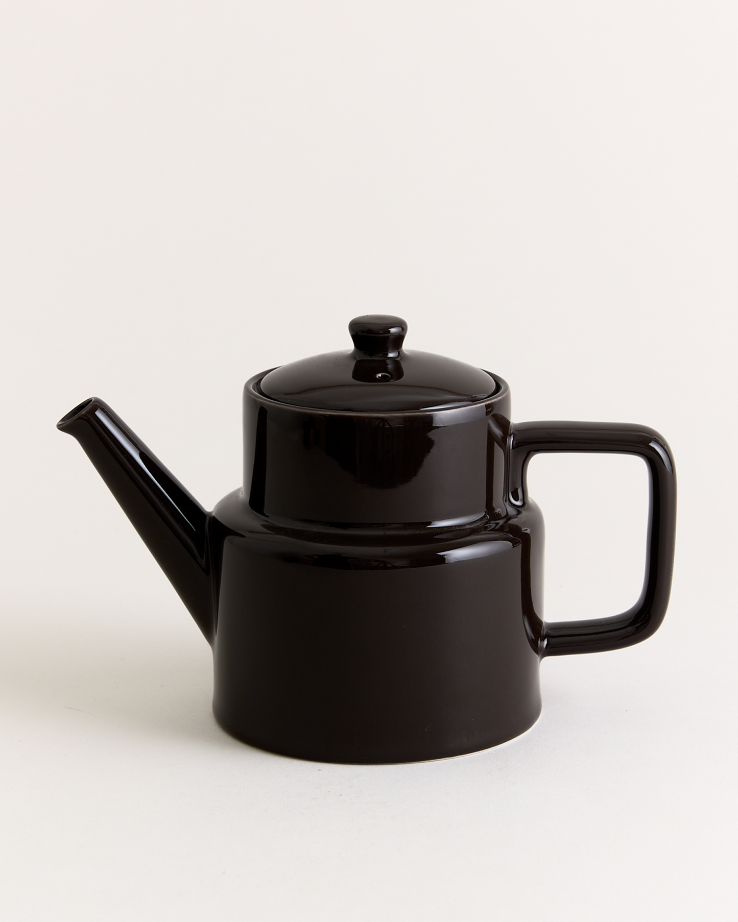 Billy Tall Teapot Chocolate