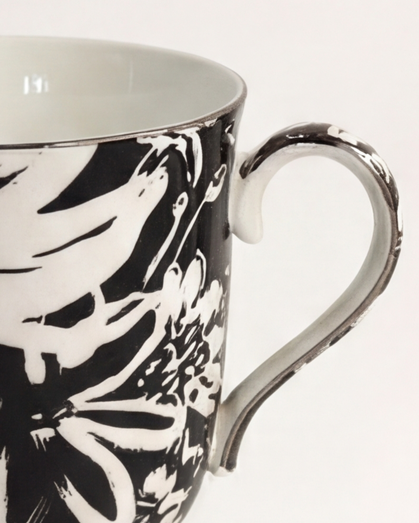 Floral Pop Pretty Mug Black