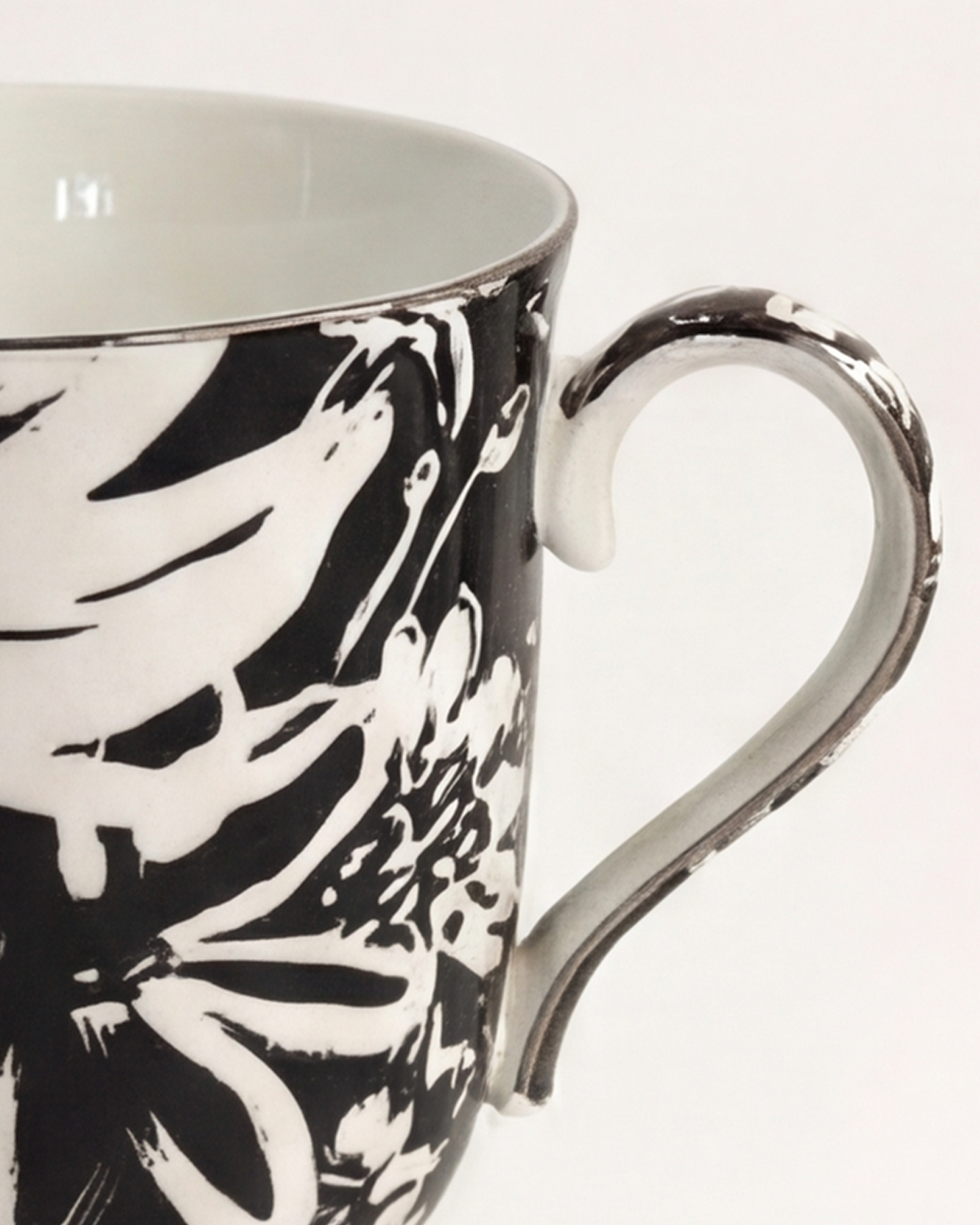 Floral Pop Pretty Mug Black