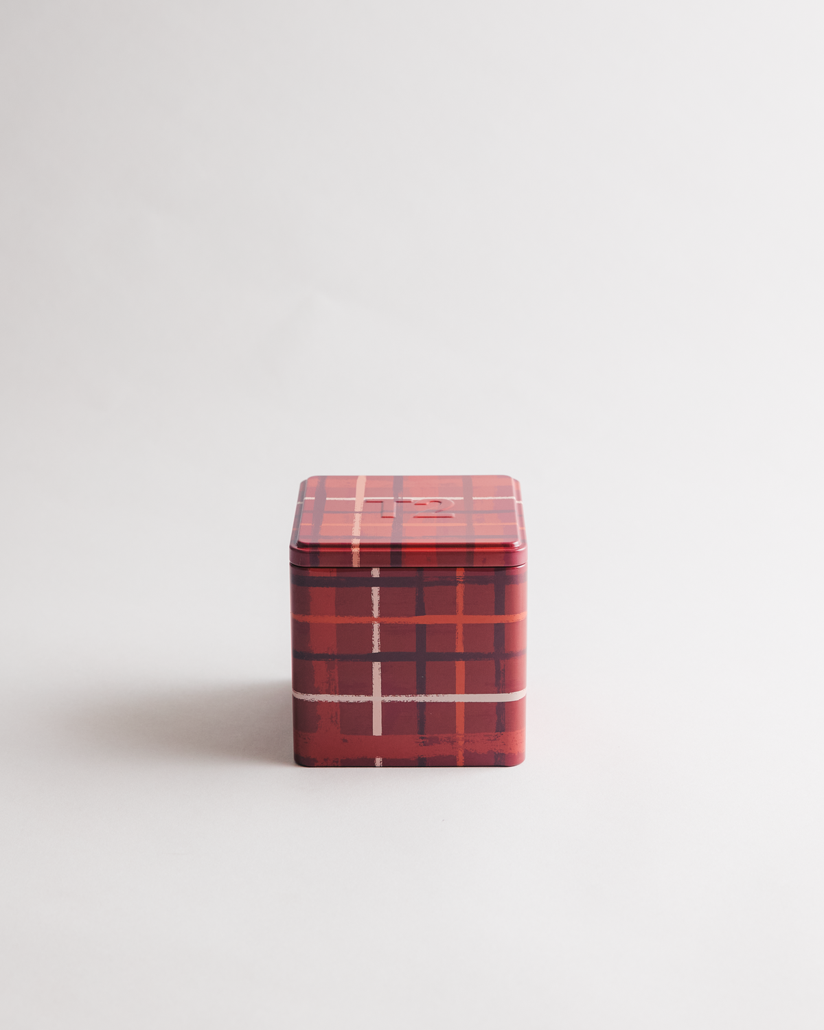 T2 One Box Tin Plaid & Pour Red
