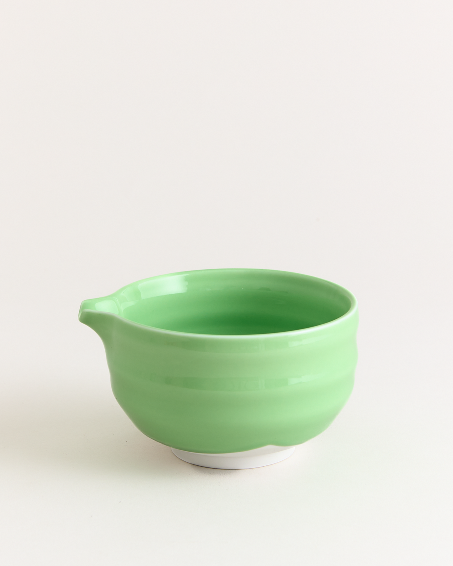 Hibi Spouted Matcha Bowl Pistachio