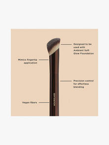 Ambient Soft Glow Foundation Brush