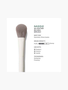 M202 Slanted Blush Brush