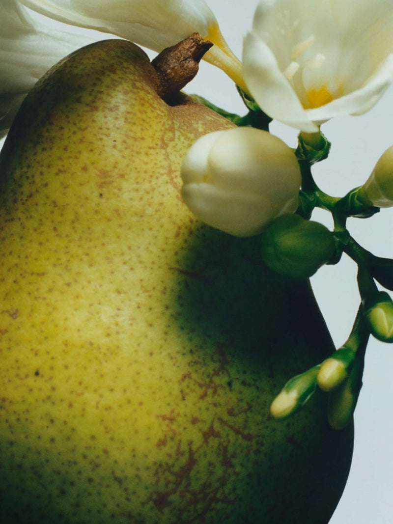 English Pear & Freesia Body Mist
