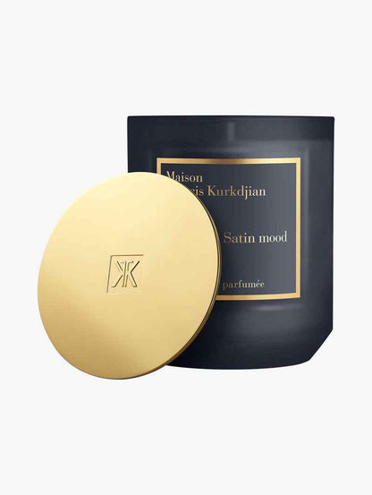 Oud Satin Mood Candle