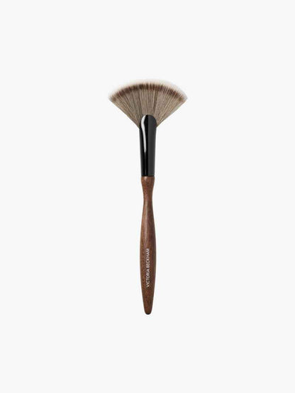 14. Fan Brush