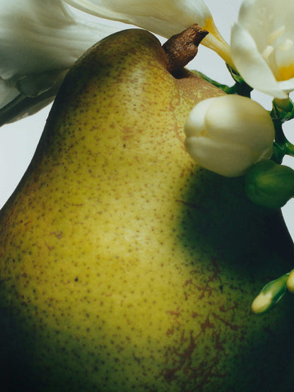 English Pear & Freesia Room Spray
