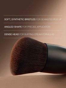 #17 Cream Cheek Brush