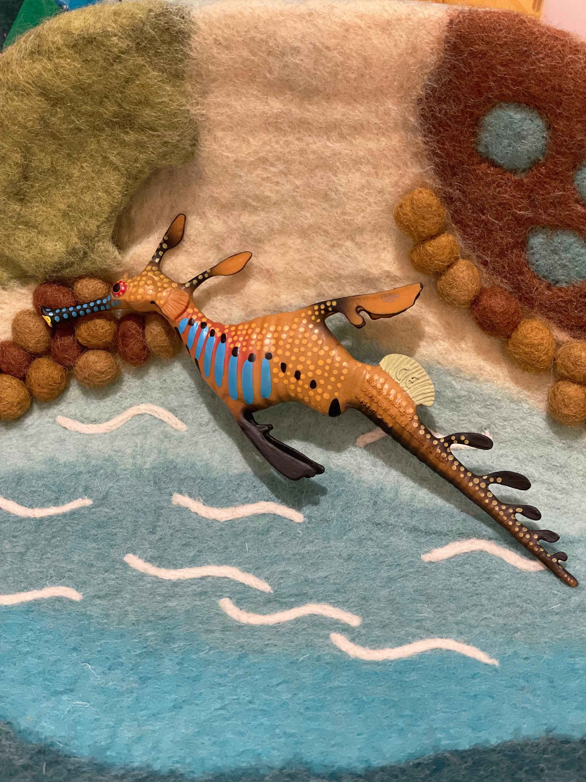 Weedy Seadragon Figurine by Safari Ltd Sea Life Collection Animal Figurines 3yrs+