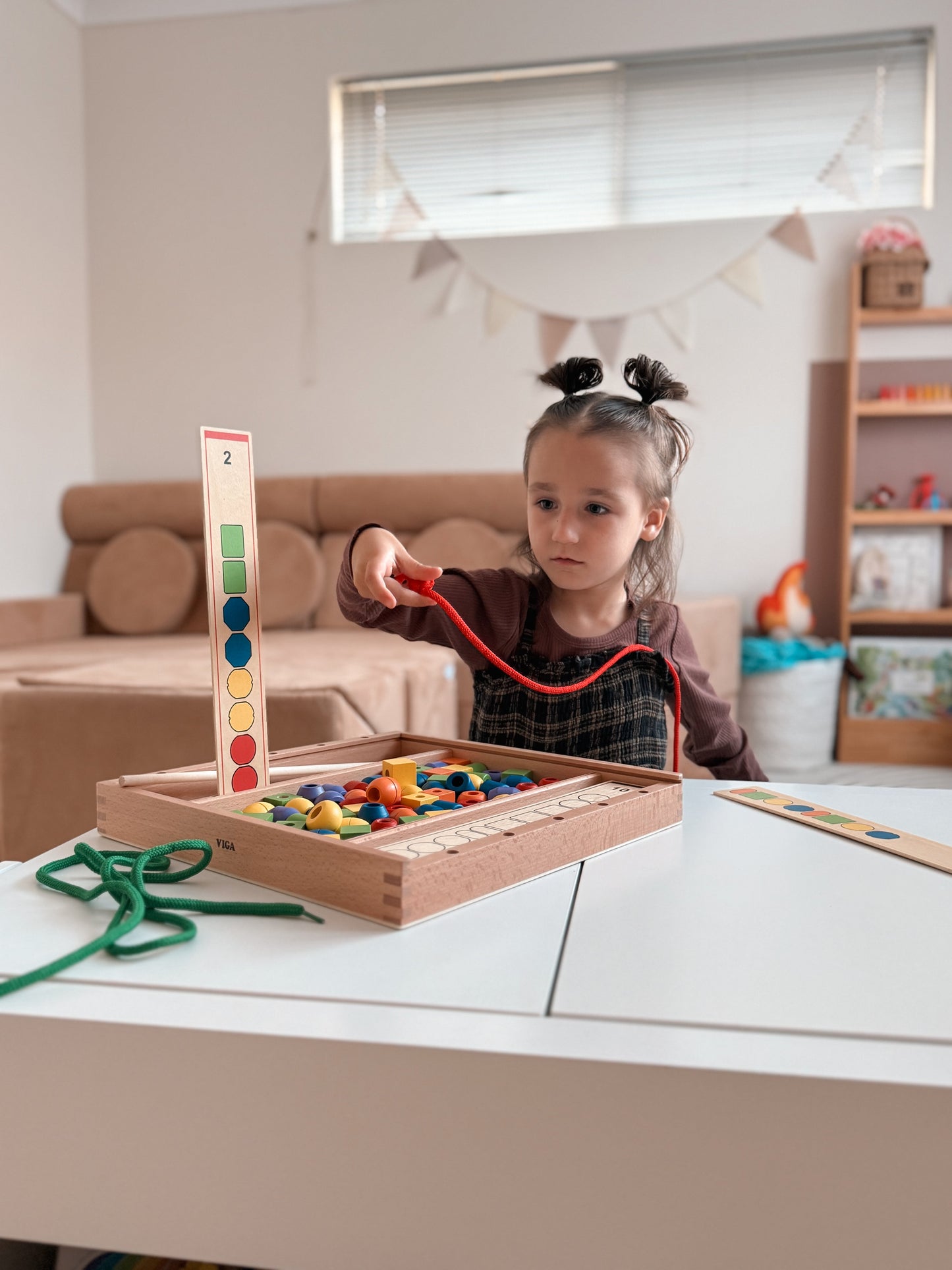 Viga Toys Wooden Beads Sequence Game with Pattern Cards Early Numeracy Fine Motor Skills Developmental Toys School Range 3yrs+