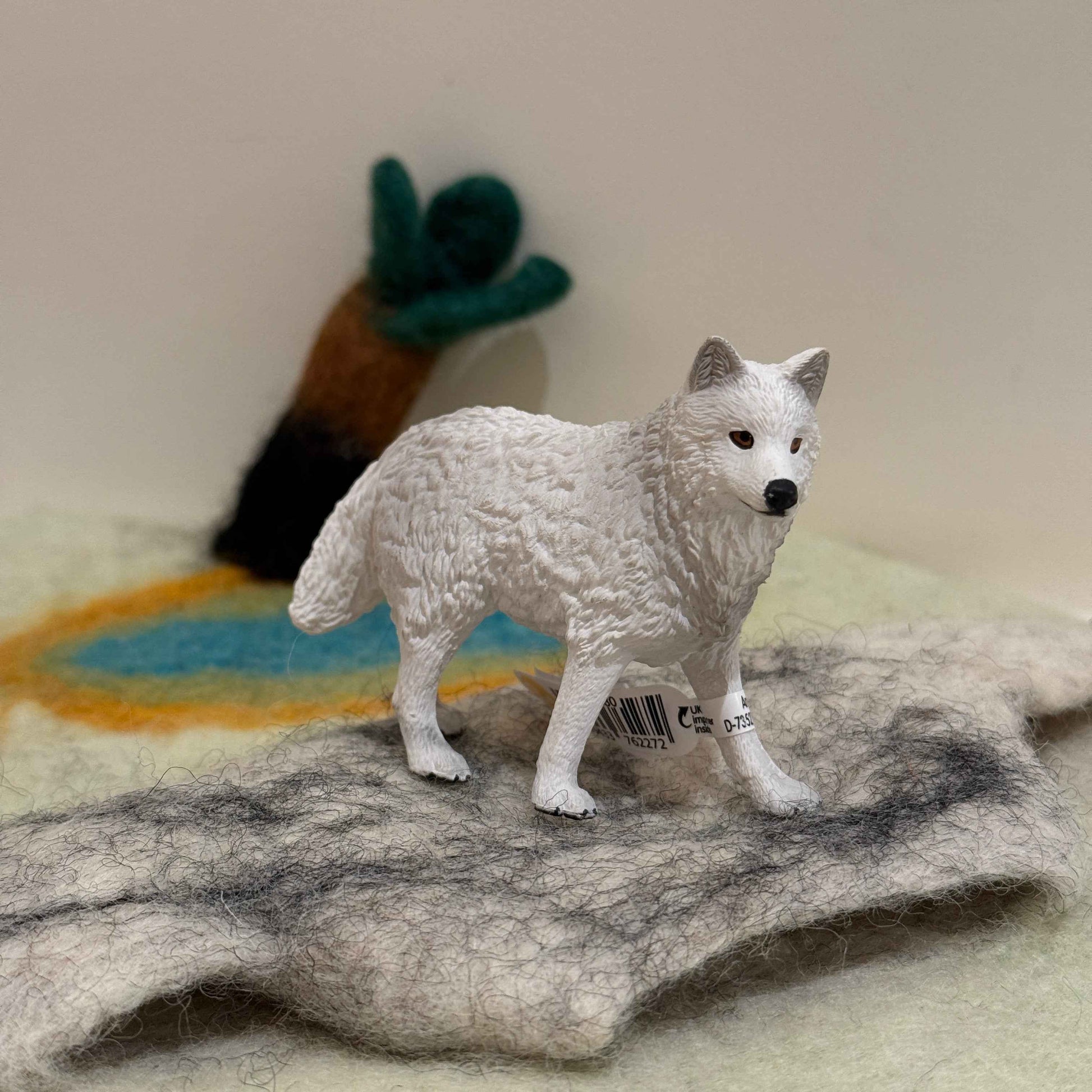 Schleich Arctic Wolf Figurine Animal Figurines 3yrs+