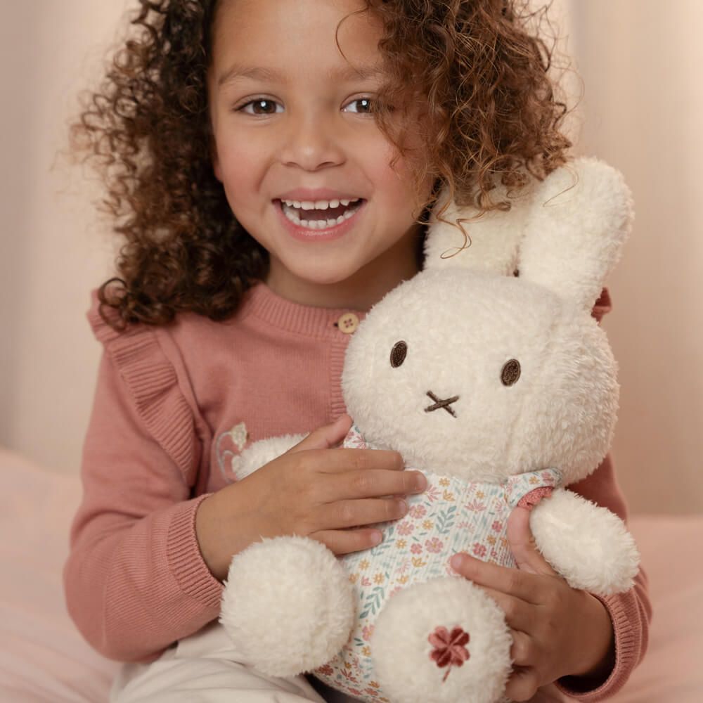 Miffy & Friends Miffy Lucky Blossom Medium 30cm