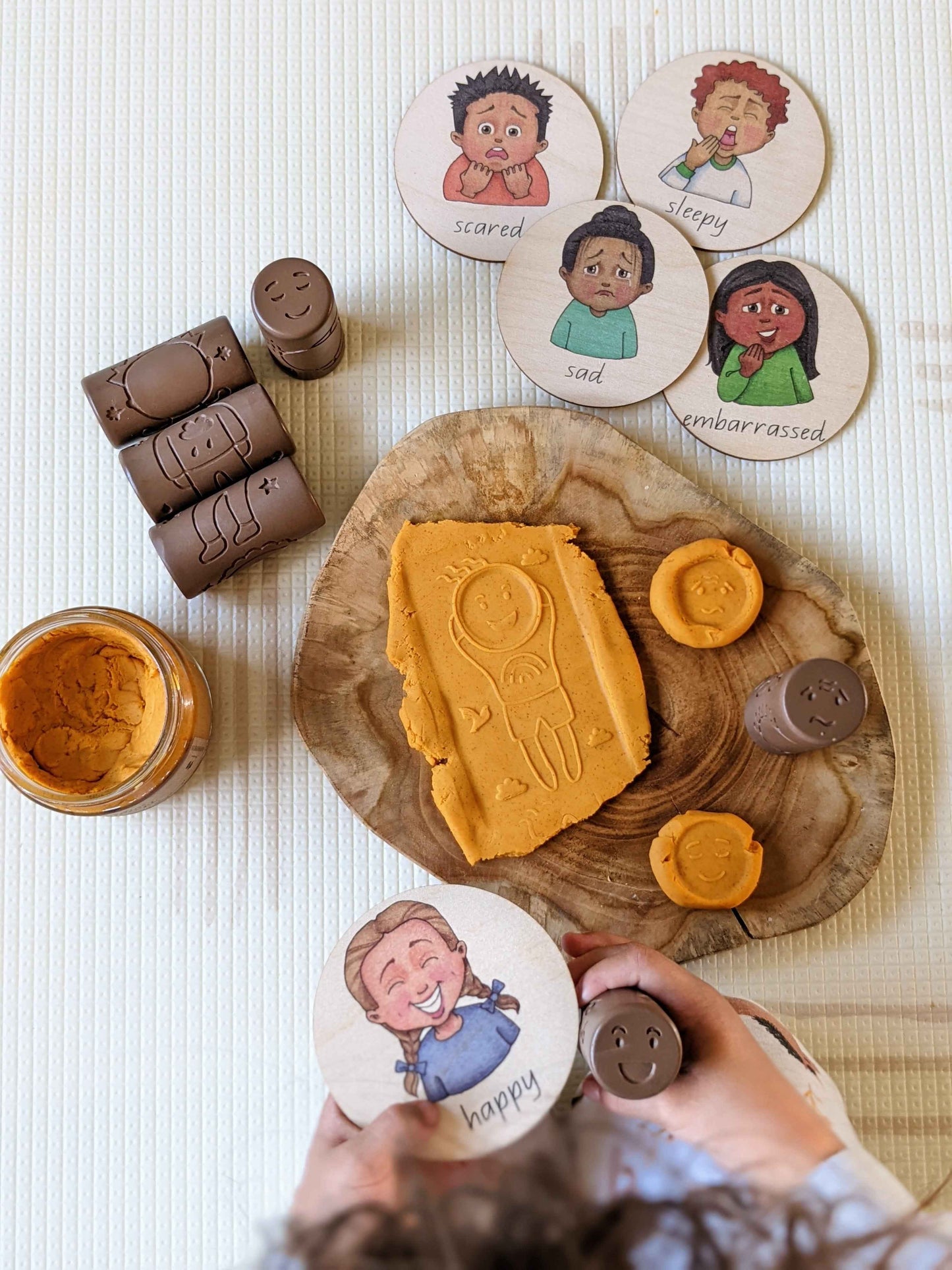 Yellow Door Let’s Roll Emotions Rolling Pin Art and Craft for Kids Playdough Sand Toys Sensory Toys 2yrs+