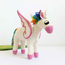 Papoose Felt Rainbow Pegasus Unicorn Mother Pretend & Imaginative Play Toys Unicorn Toys Fairy Unicorn and Castle Theme 3yrs+