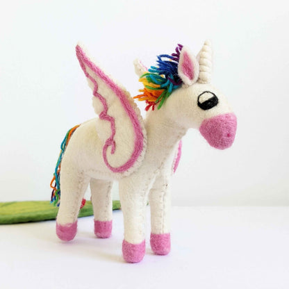 Papoose Felt Rainbow Pegasus Unicorn Mother Pretend & Imaginative Play Toys Unicorn Toys Fairy Unicorn and Castle Theme 3yrs+