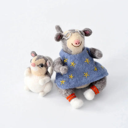 Tara Treasures Possum Magic Grandma Poss and Hush Felt Toy Playset 2pcs Pretend & Imaginative Play Felt Animals Australian Authors Classic Story 3yrs+