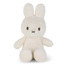 Miffy & Friends Miffy ECO Fuzzy Offwhite 18 cm