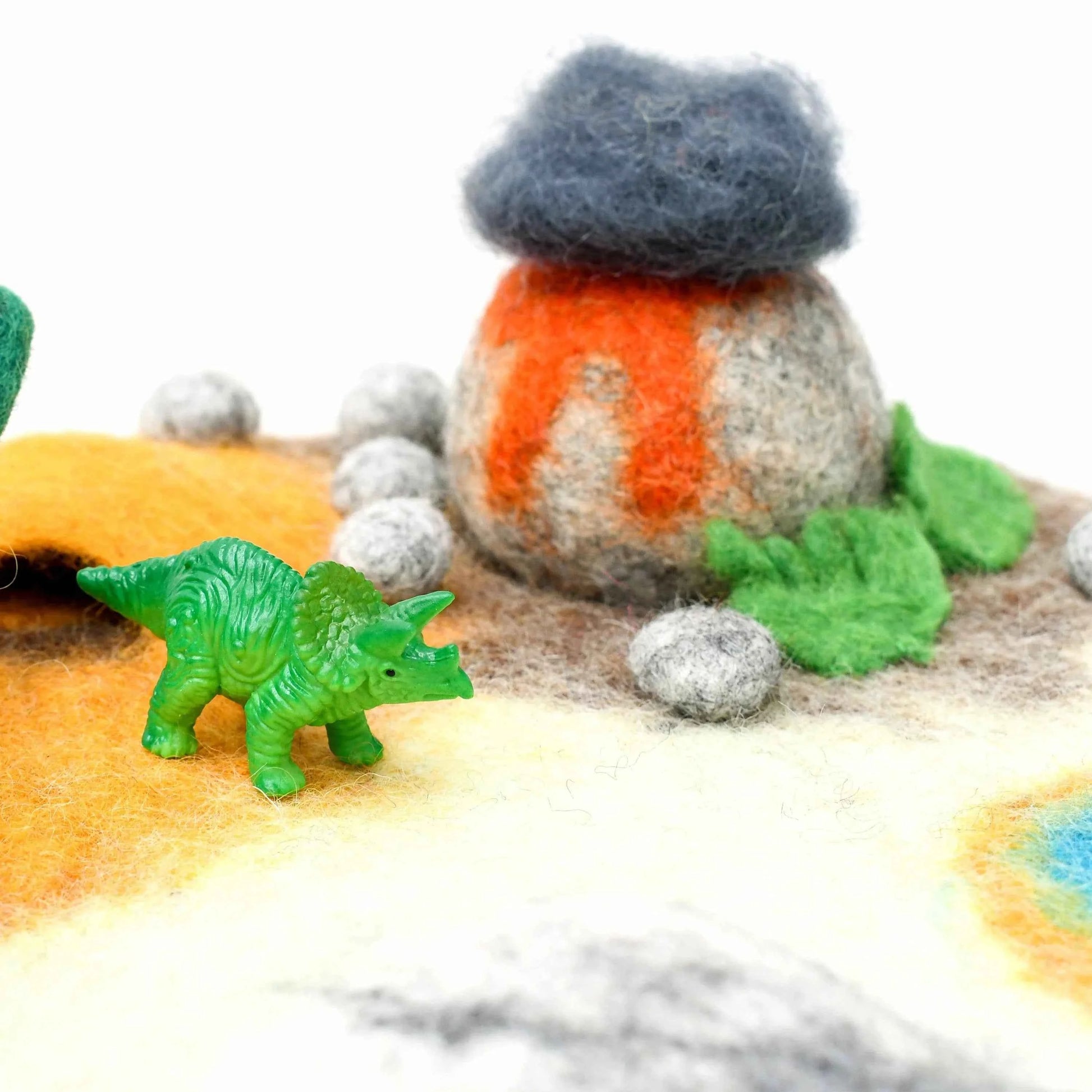 Tara Treasures Small Felt Dinosaur Ice Age Play Mat Playscape 35cm Pretend & Imaginative Play Dinosaur Toys Retired 3yrs+
