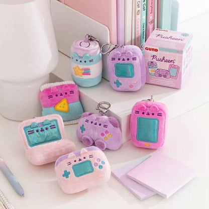 Blind Box: Pusheen Gamer Girl Series #24
