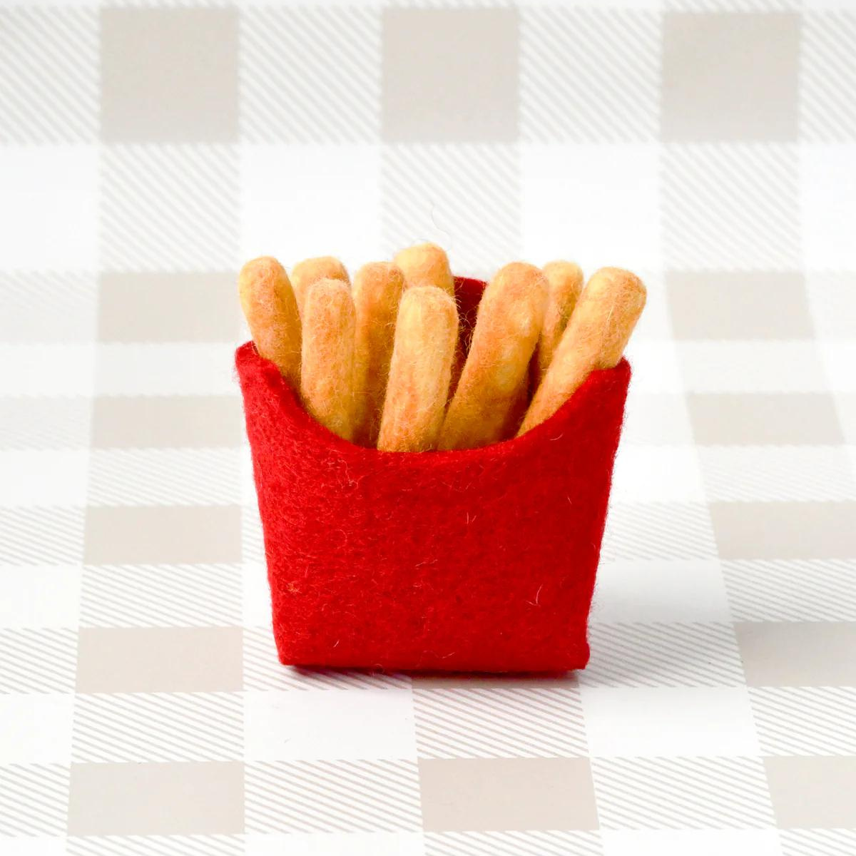Tara Treasures Felt Fries in a Packet Set Pretend and Imaginative Play Toys 3yrs+