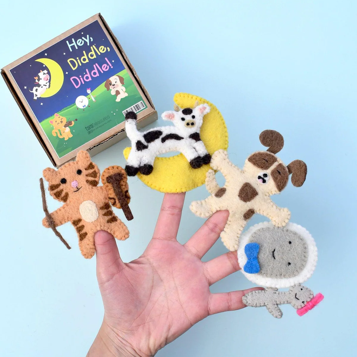 Tara Treasures Felt Hey Diddle Diddle Finger Puppet Set of 4 Pretend and Imaginative Play 3yrs+