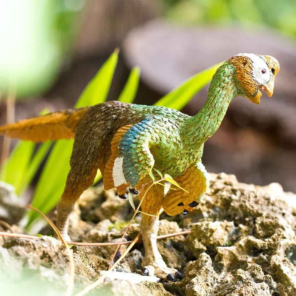Citipati Figurine by Safari Ltd Large Dinosaur & Prehistoric World Collection Animal Figurines Dinosaur and Dragon Theme Clearance 3yrs+