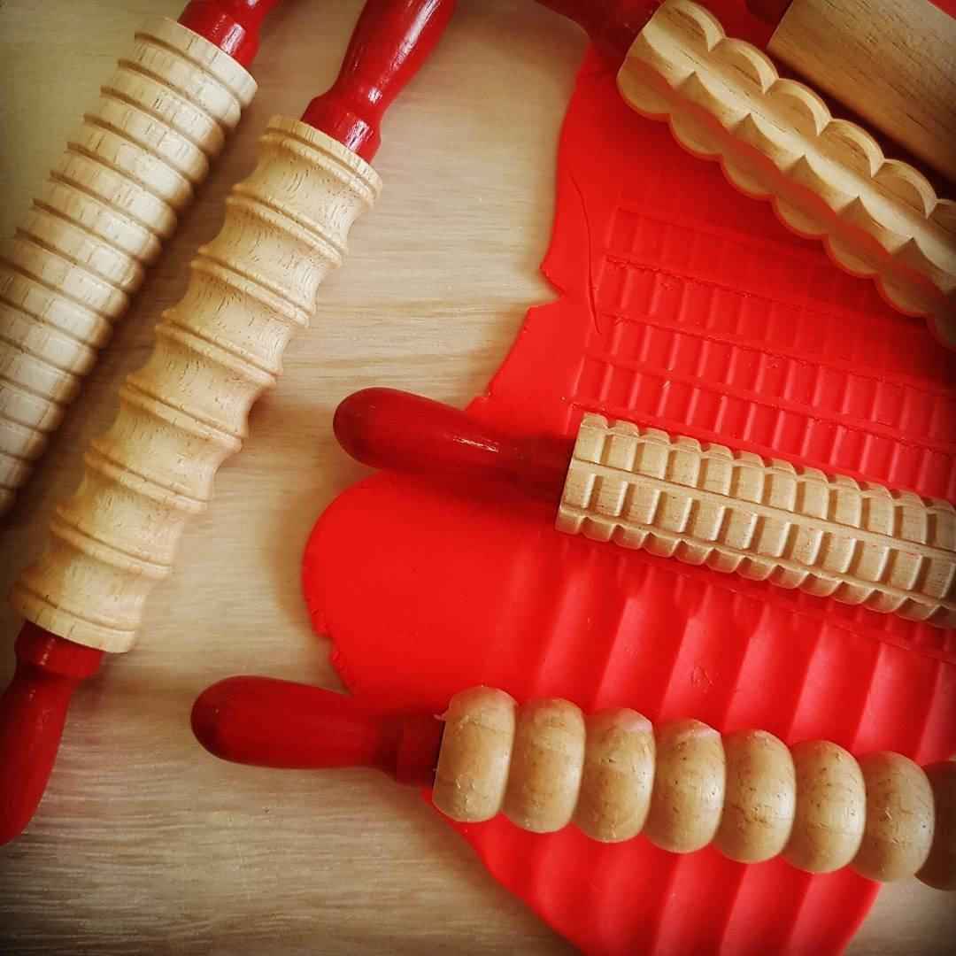 Mini Pattern Rolling Pins 6pcs Playdough Sand Toys Art and Crafts for Kids 3yrs+
