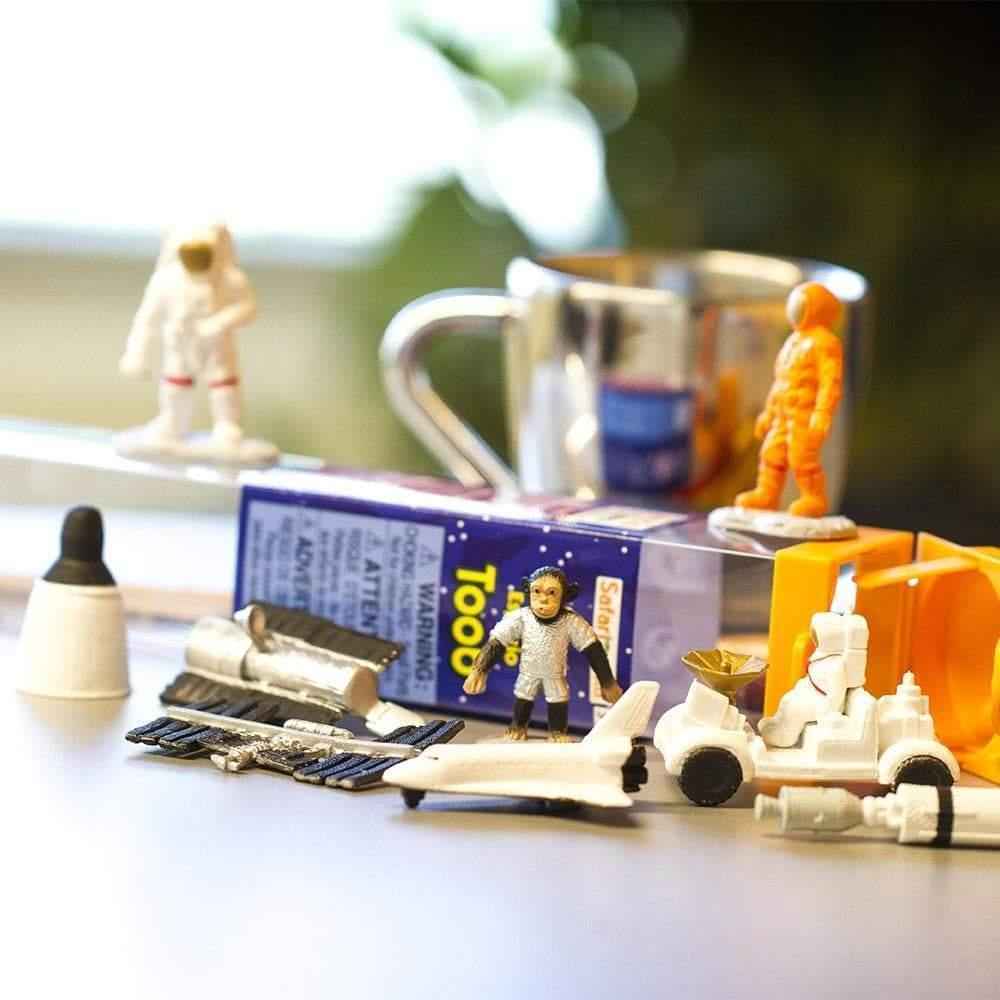 Tube of 10 Space Figurines Montessori Language Learning Figurines by Safari Ltd Toob Range 3yrs+