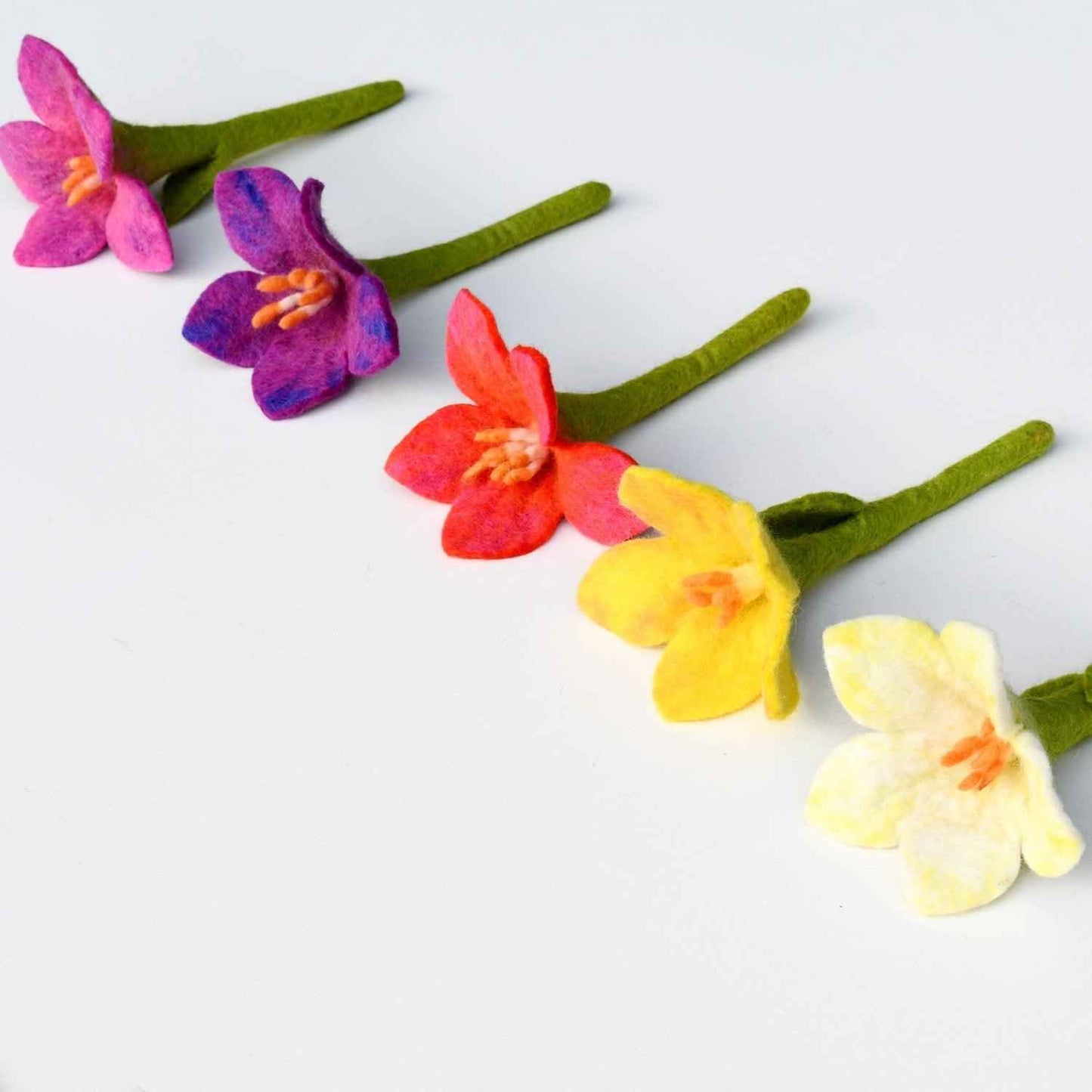 Tara Treasures Felt Flowers Set of 5 Pretend & Imaginative Play Toys Best Seller 3yrs+