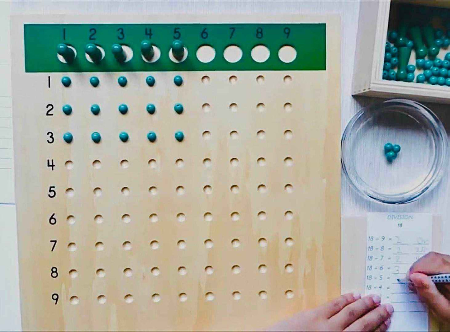 Montessori Unit Division Bead Board Set Early Math Games for Kids STEM Toys