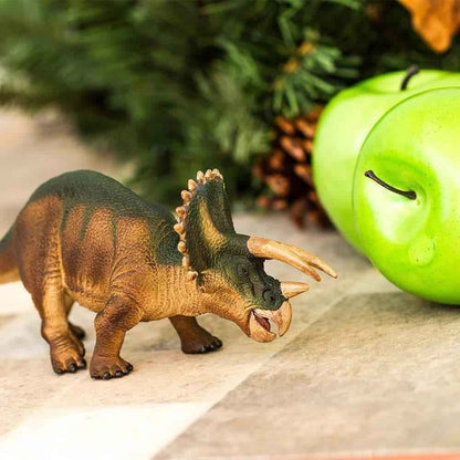 Triceratops Figurine by Safari Ltd Large Dinosaur & Prehistoric World Collection Animal Figurines 3yrs+