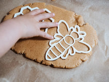 Bee Eco Cutter by Beadiebug Playdough Sand Toys Art and Craft for Kids 3yrs+