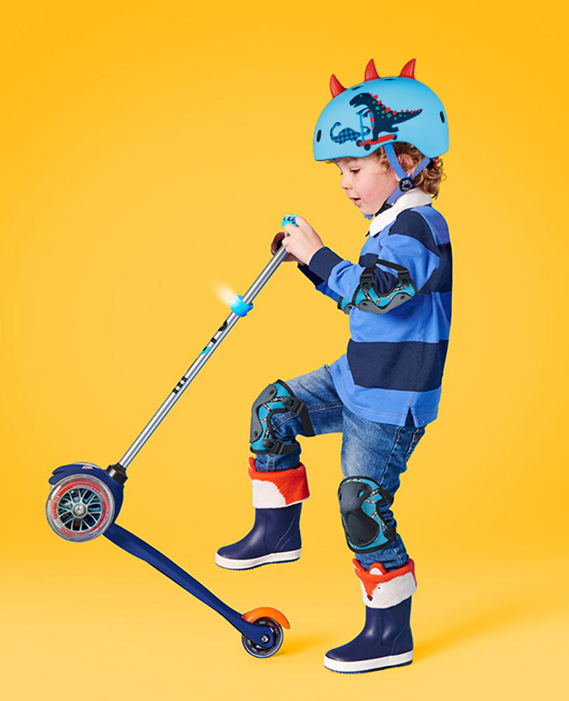 Micro Helmet 3D Scootersaurus Size S 48-52cm Kids Bike Helmet Best Seller 2yrs+