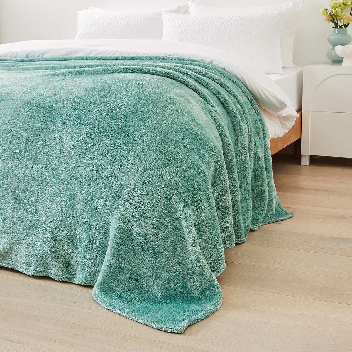 Plush Blanket - Single Bed, Green