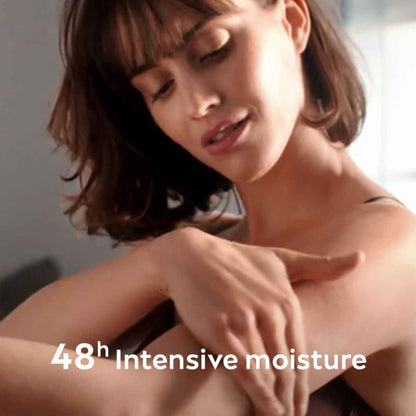 Nivea Rich Nourishing Body Lotion 400ml -  Almond Oil & Vitamin E