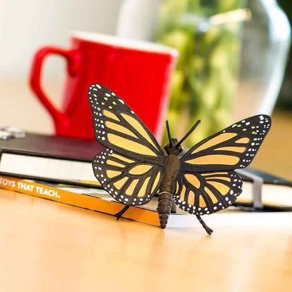 Monarch Butterfly Figurine by Safari Ltd Butterfly Toys 3yrs+