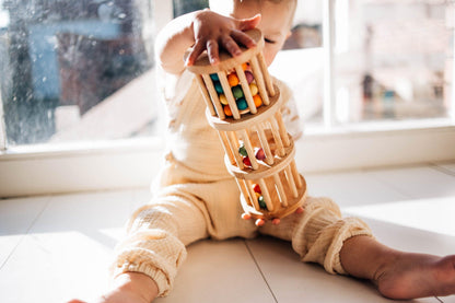 Qtoys Wooden Rainmaker Musical Instruments Baby Toys Baby Gifts Idea Best Seller 6m+
